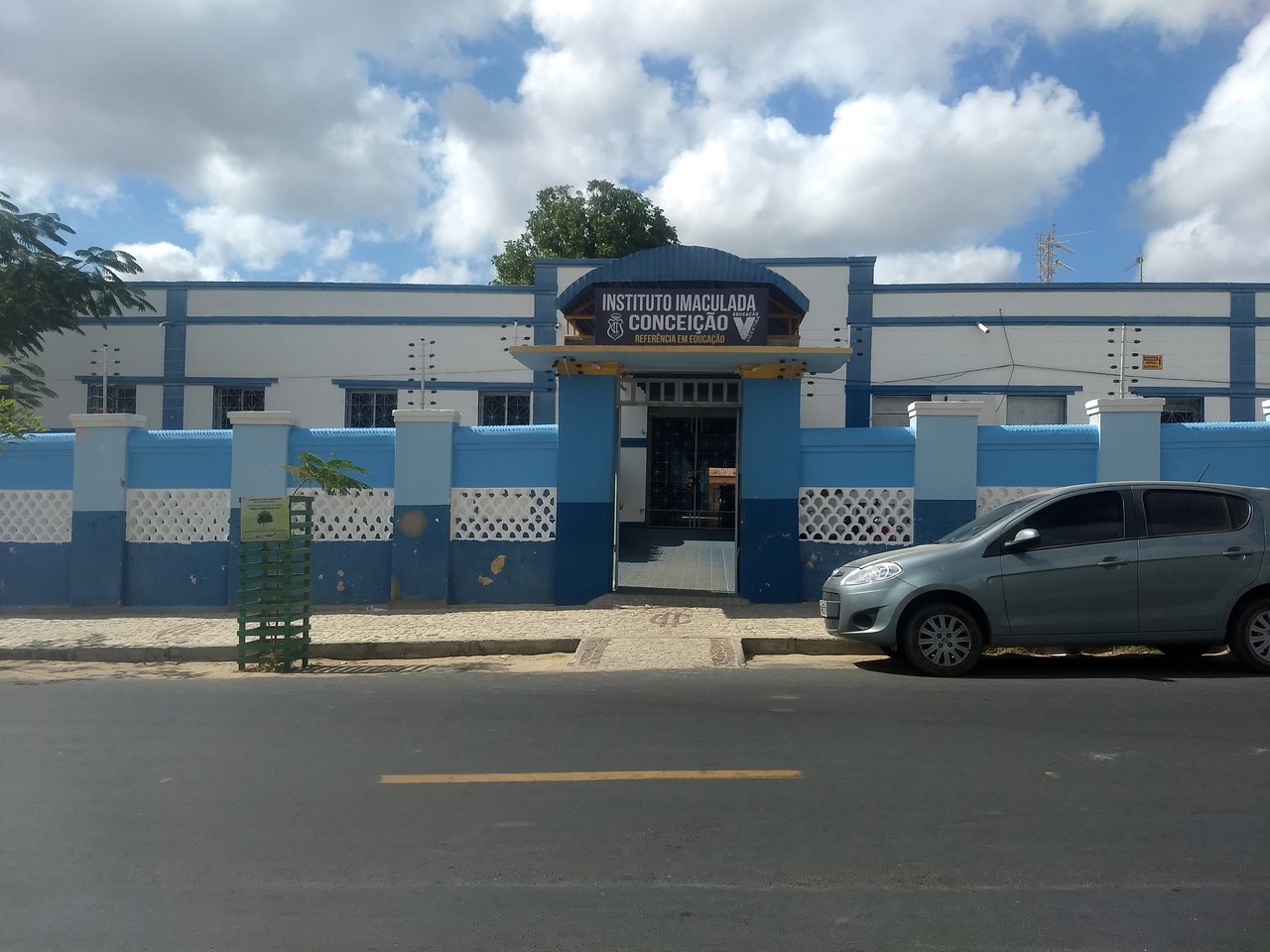 Bela Cruz